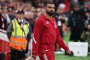 一场1-2揪出利物浦头号罪人，表现断崖式下滑，詹俊：不该再首发